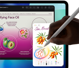 iPad Pro, écran face avant avec fond dégradé bleu foncé et vert et plusieurs apps ouvertes, main tenant un Apple Pencil Pro encerclant un croquis et illustrant la fonctionnalité baguette graphique d’Apple Intelligence