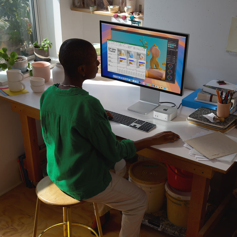 Mac_mini_with_M4_Silver_PDP_Image_Position_6__CAEN