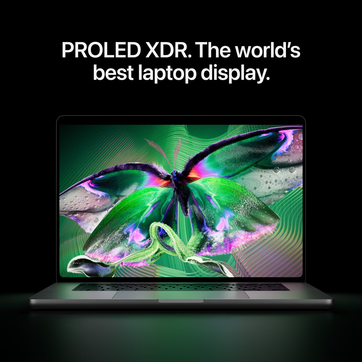 MacBook_Pro_PROLED_XDR_Display_16-in_M5_Pro_Silver_PDP_Image_Position_3__CAEN