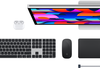 Accessoires Mac : AirPods, Studio Display, Magic Keyboard, Magic Mouse, Magic Trackpad, câble de charge MagSafe en couleur minuit