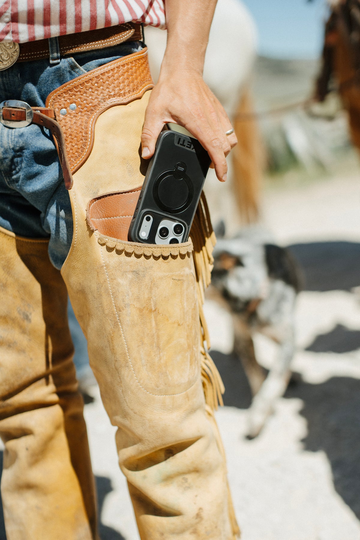 YETI™ LoadOut™ Phone Case: Sized for iPhone 18 Pro Max, iPhone 17 Pro Max, Magsafe compatible. Black.