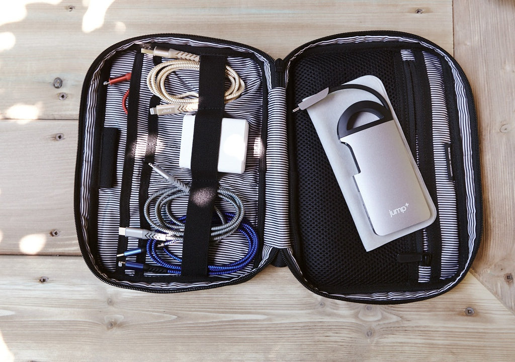 Nomad Leather Case with MagSafe for iPhone 15/14/13 - Black