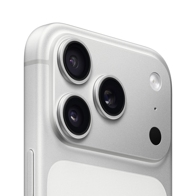 Apple iPhone 17 Pro (Silver, 256GB) - Open Box